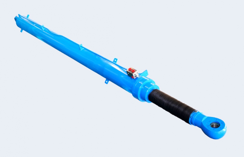 碼頭客滾橋液壓油缸